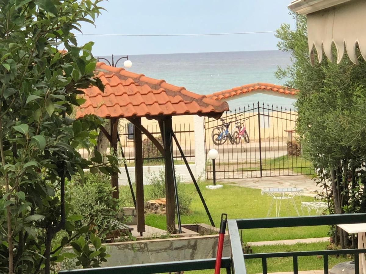 Thea Sea Apartment نيا موذانيا المظهر الخارجي الصورة