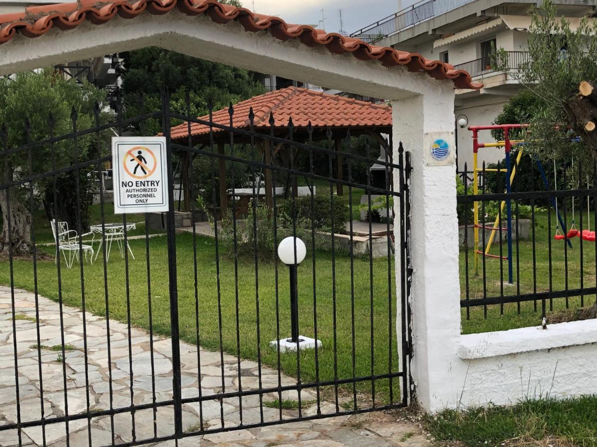 Thea Sea Apartment نيا موذانيا المظهر الخارجي الصورة